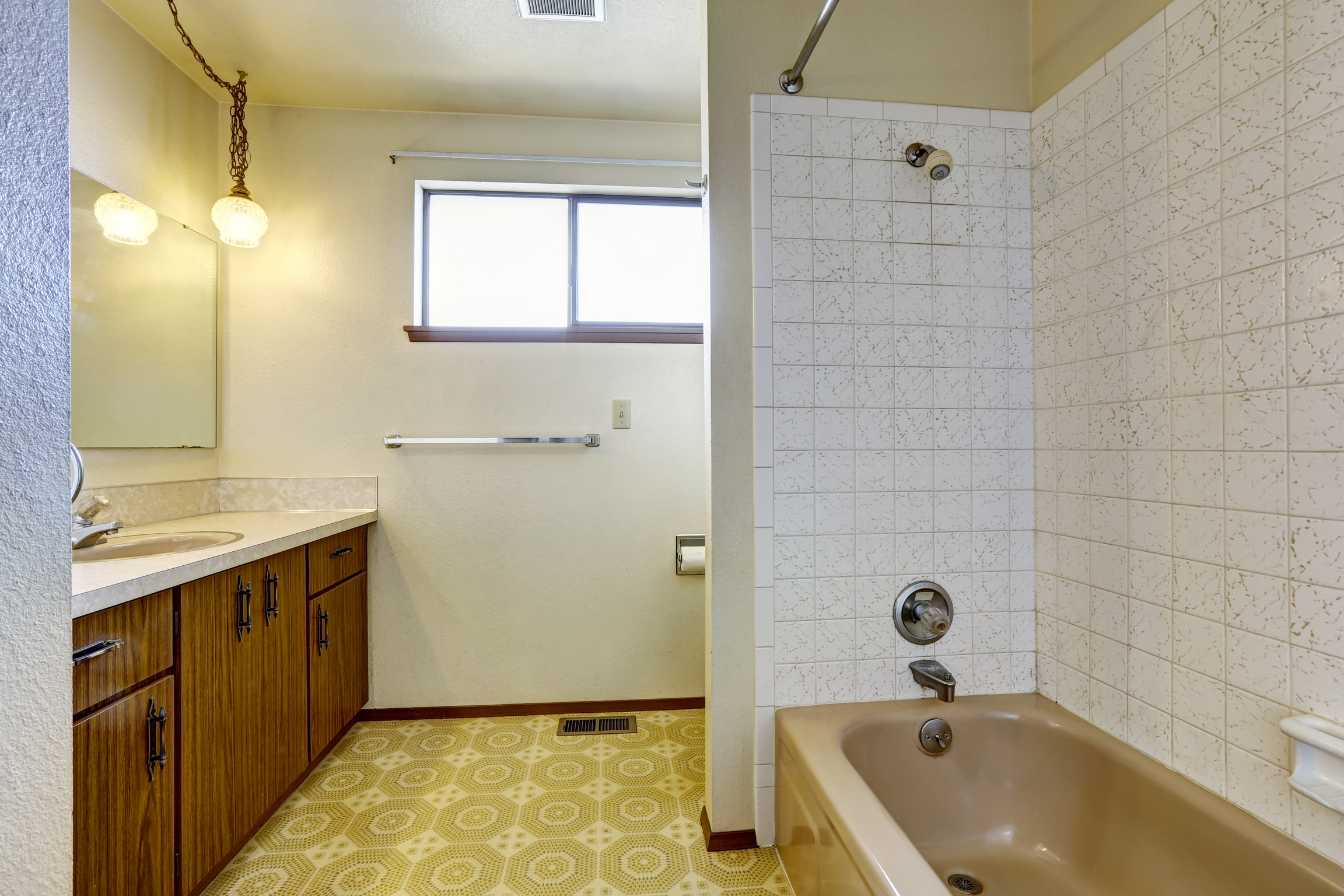 lino-salle-de-bain-ce-qu-il-faut-absolument-savoir-avant-de-choisir-3