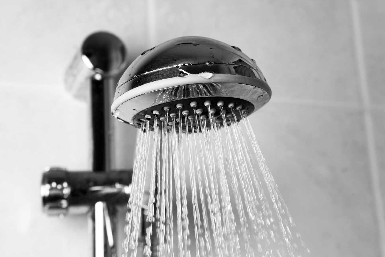 pommeau de douche economique lequel choisir en 2025 pour reduire votre facture d eau 1